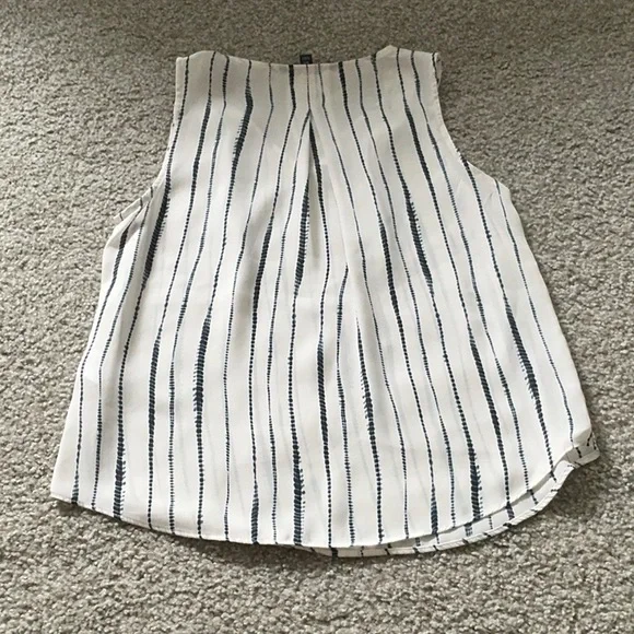 Banana Republic Striped Sleeveless Top - Picture 3 of 4